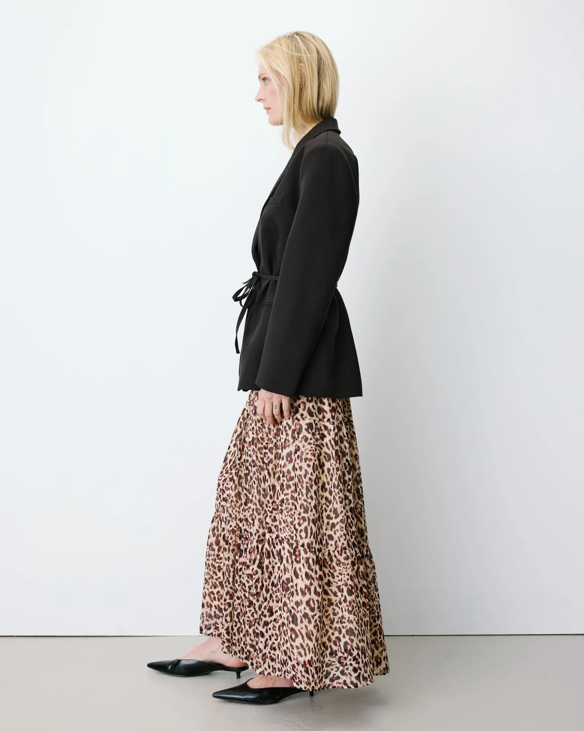 Blazer droit cintré à la taille chocolat Acario