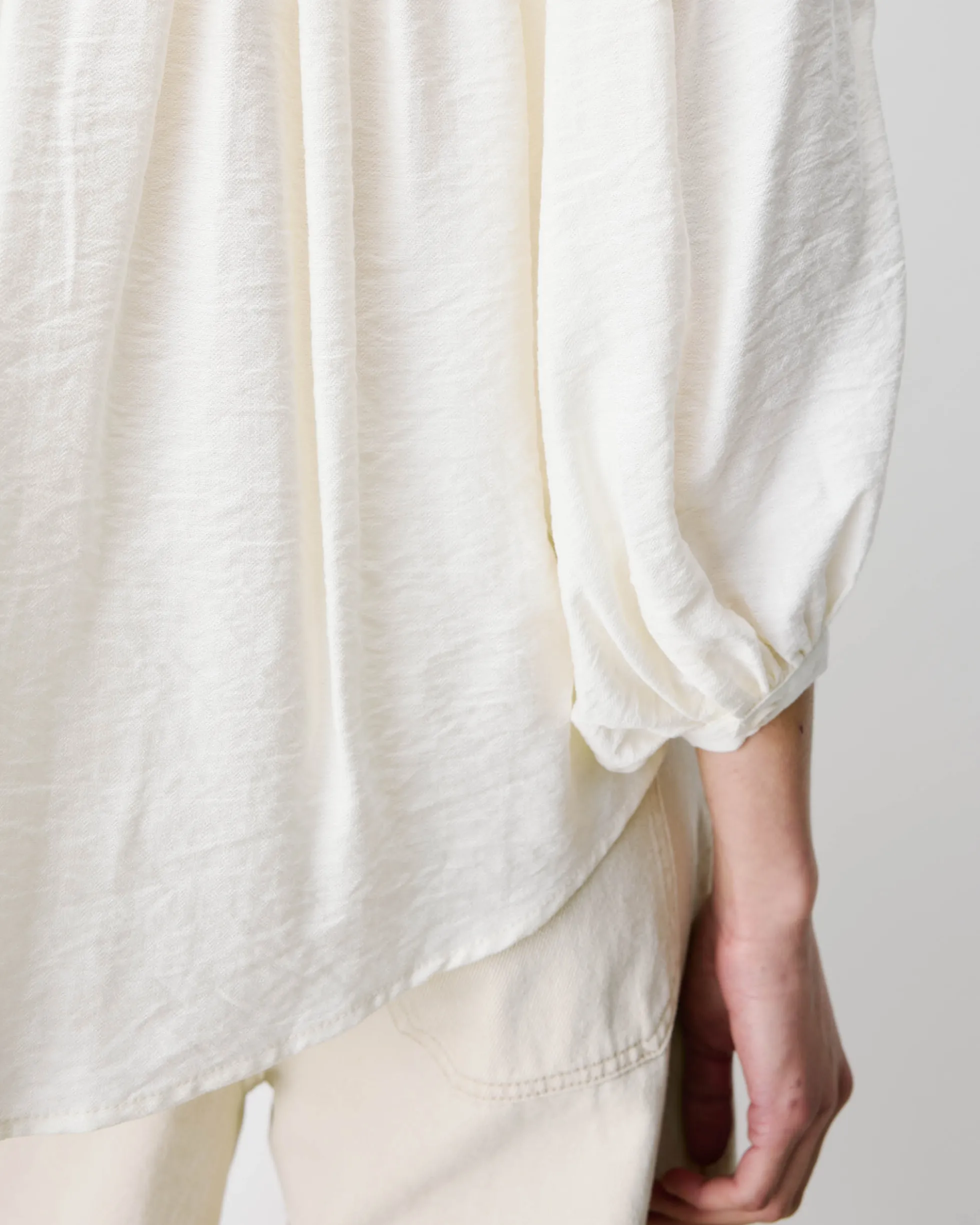 Blouse ample manches bouffantes 3/4 col V ecru Auriane