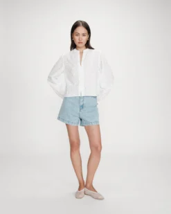 Blouse broderie anglaise col mao en coton ivoire Vandita