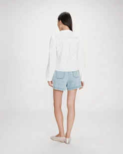 Blouse broderie anglaise col mao en coton ivoire Vandita