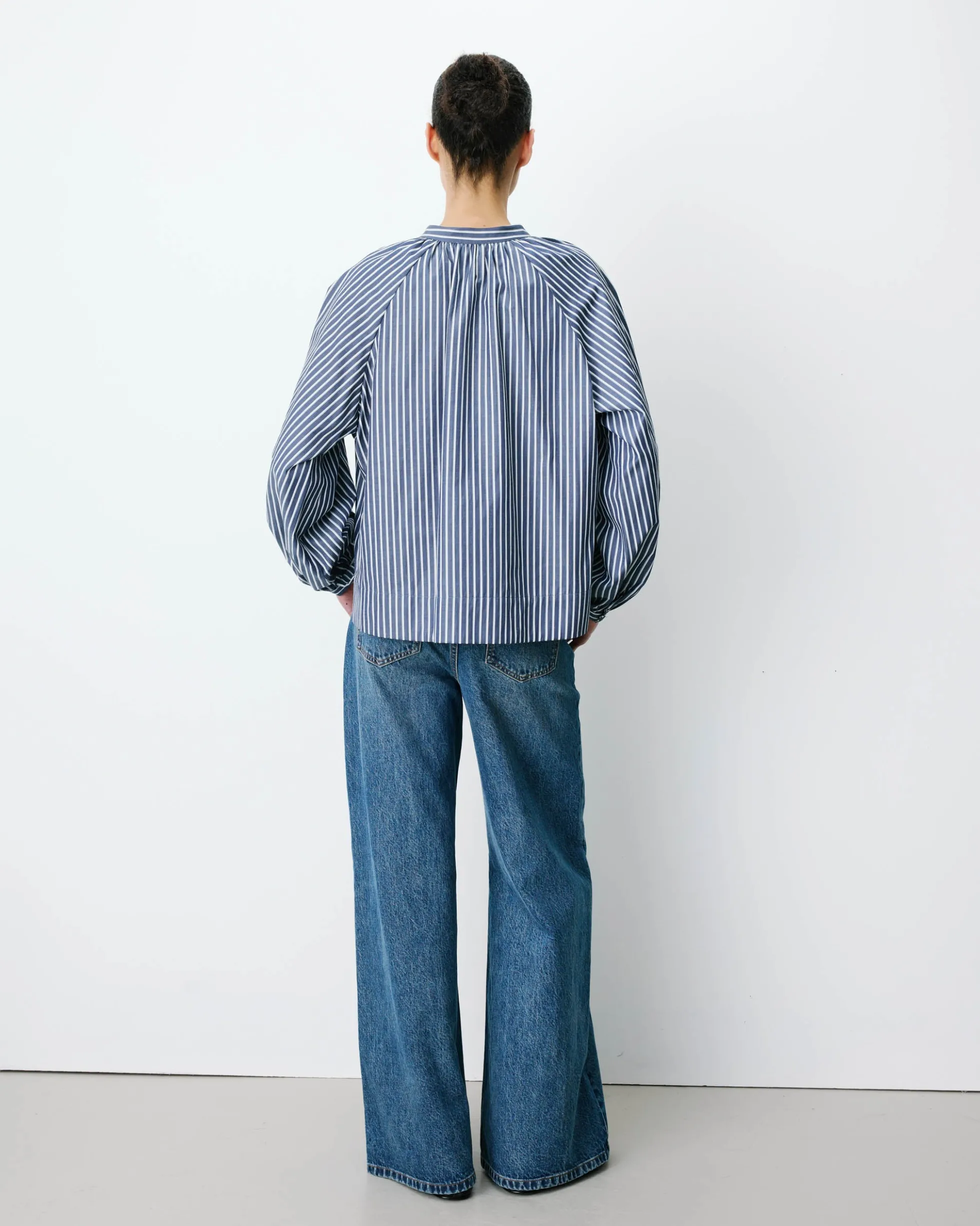Blouse à rayures col mao à nouer marine Albane