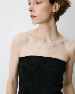 Bustier péplum ceinturé en maille côtelée noir Berry
