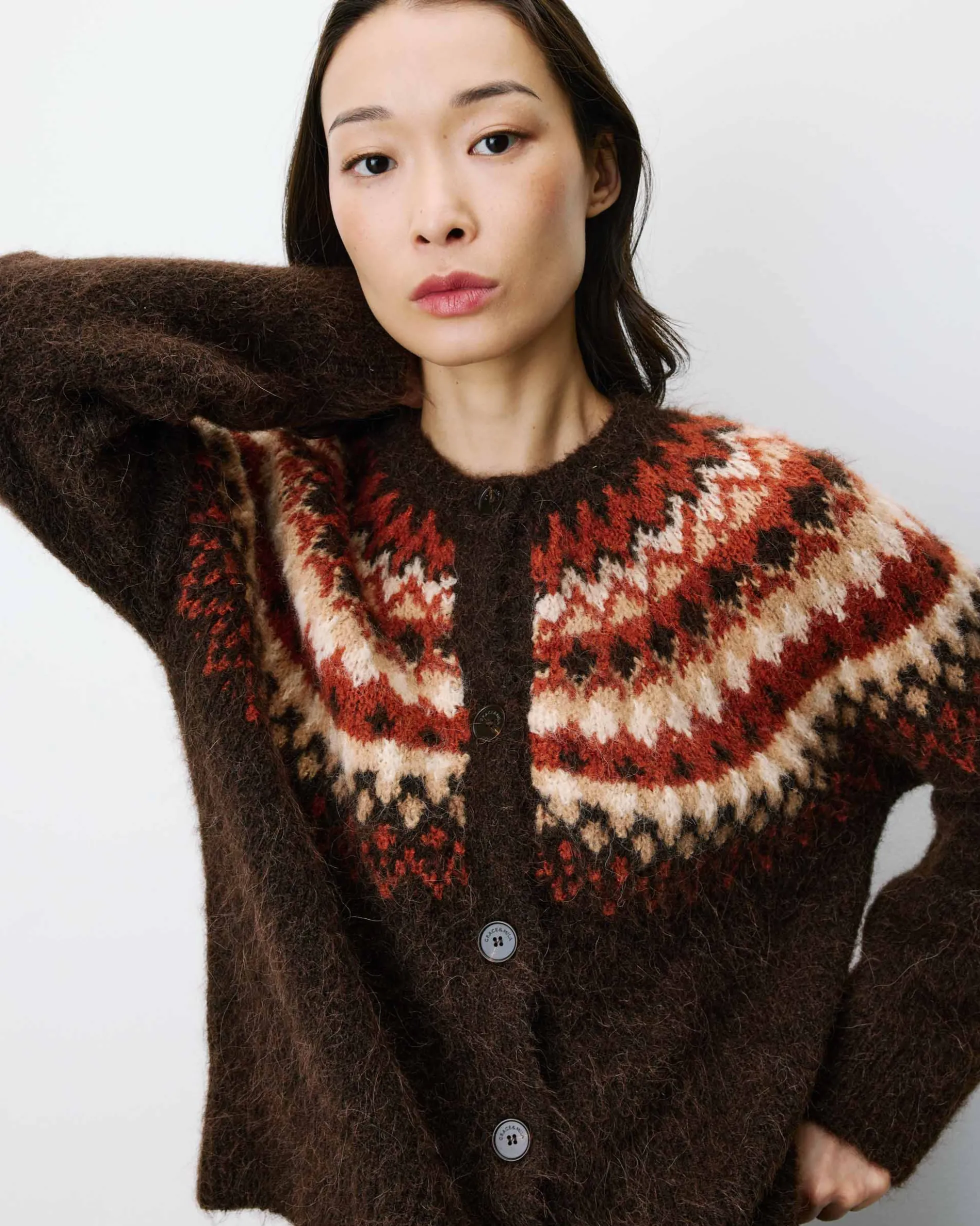 Cardigan en maille jacquard boutonné chocolat Alekio