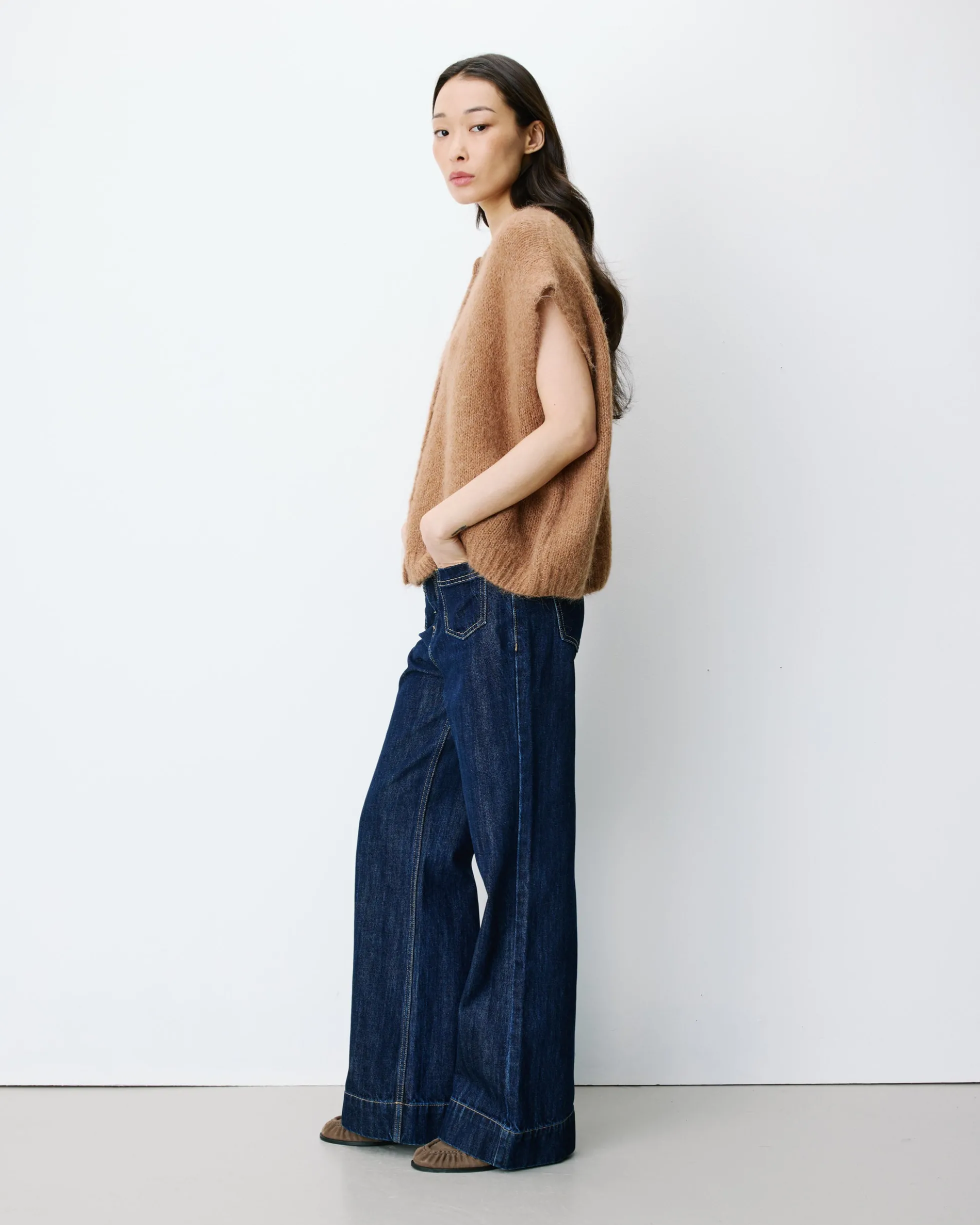 Cardigan loose sans manches col rond camel Addison