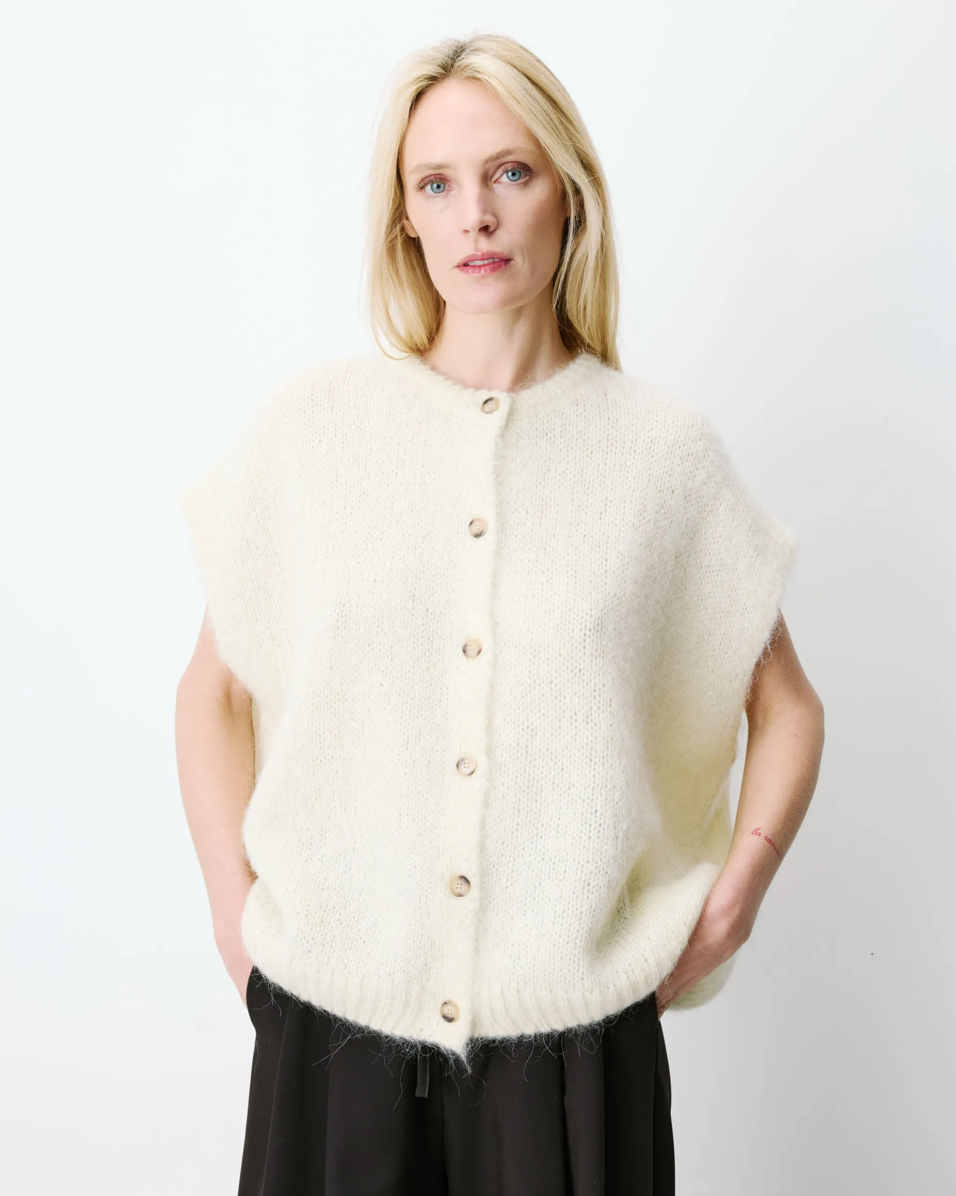 Cardigan loose sans manches col rond vanille Addison