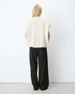 Cardigan loose sans manches col rond vanille Addison