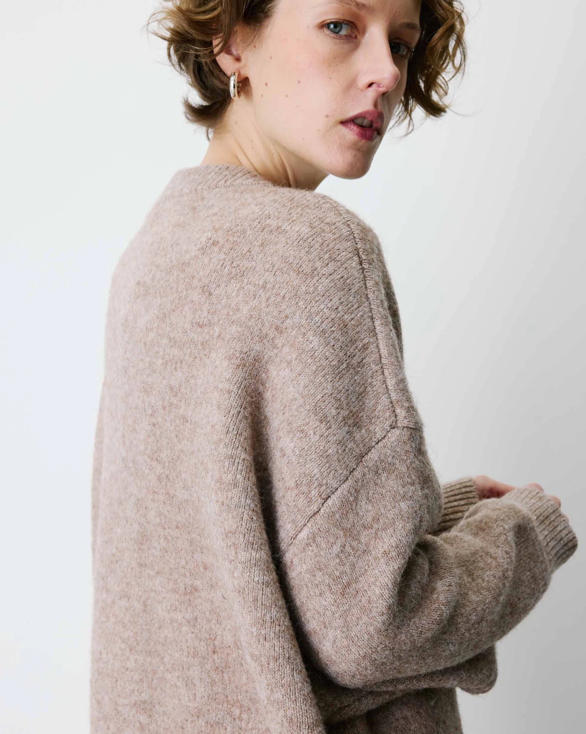 Cardigan oversize col V en maille douce mocha Bloom