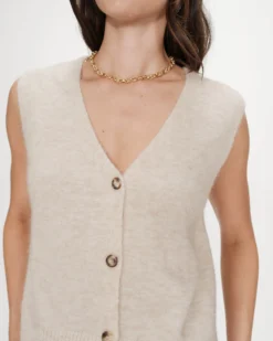 Cardigan sans manches boutonné col V sable Nars