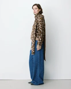 Écharpe en jacquard imprimé leo Adra