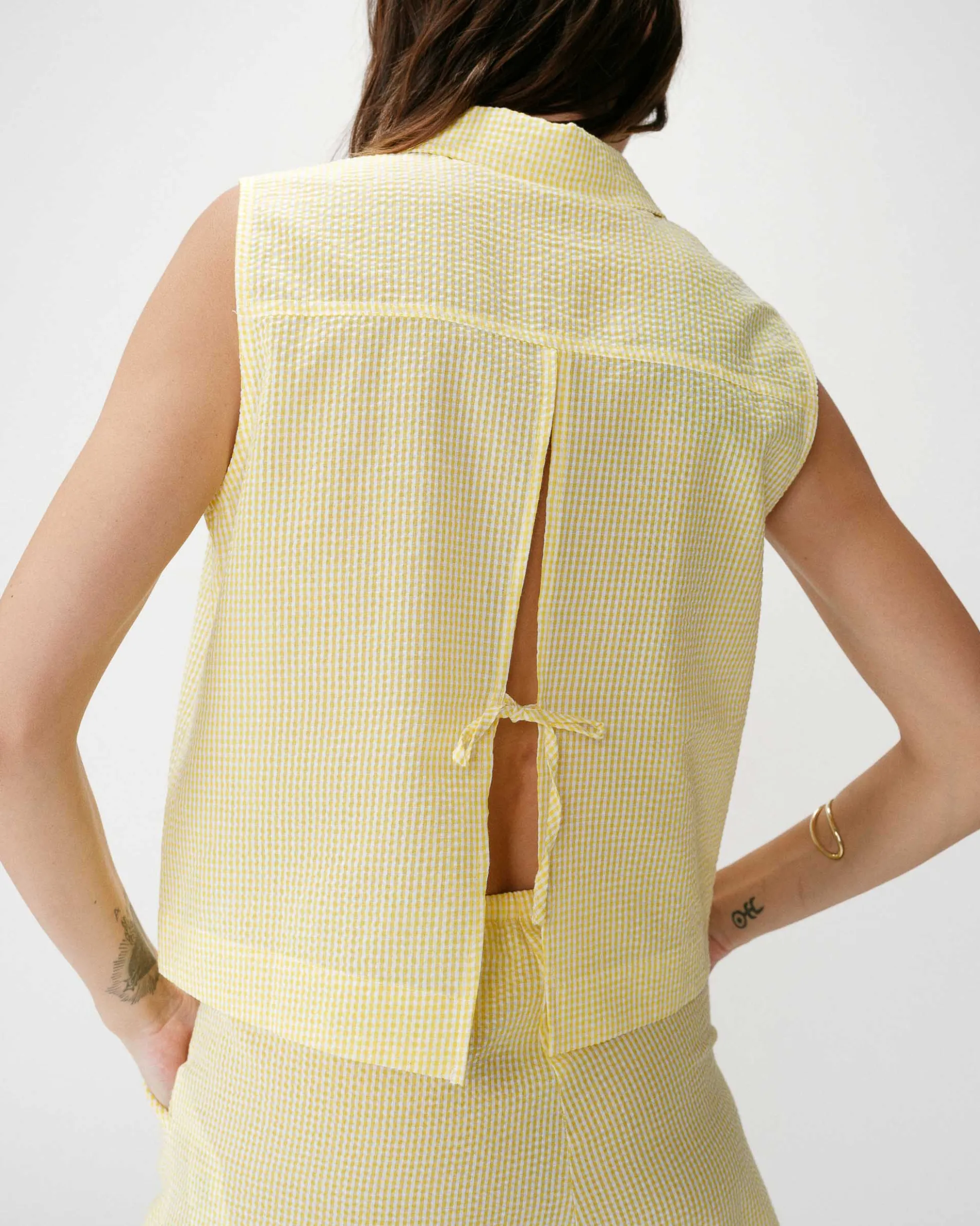 Chemise en coton vichy sans manches jaune Windell