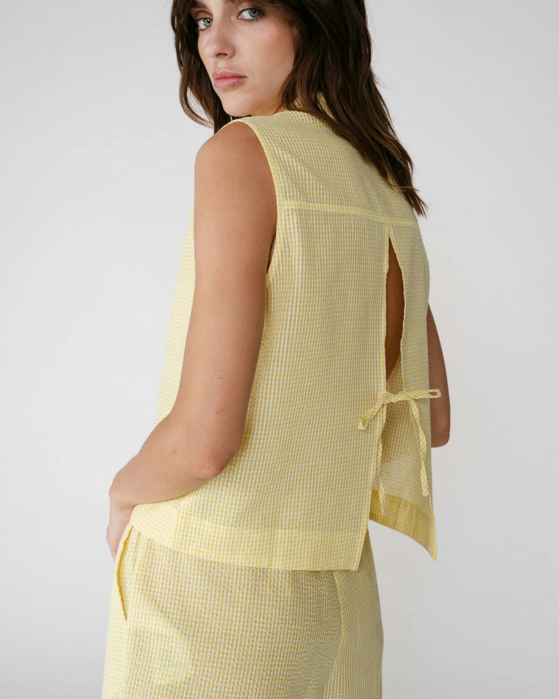 Chemise en coton vichy sans manches jaune Windell