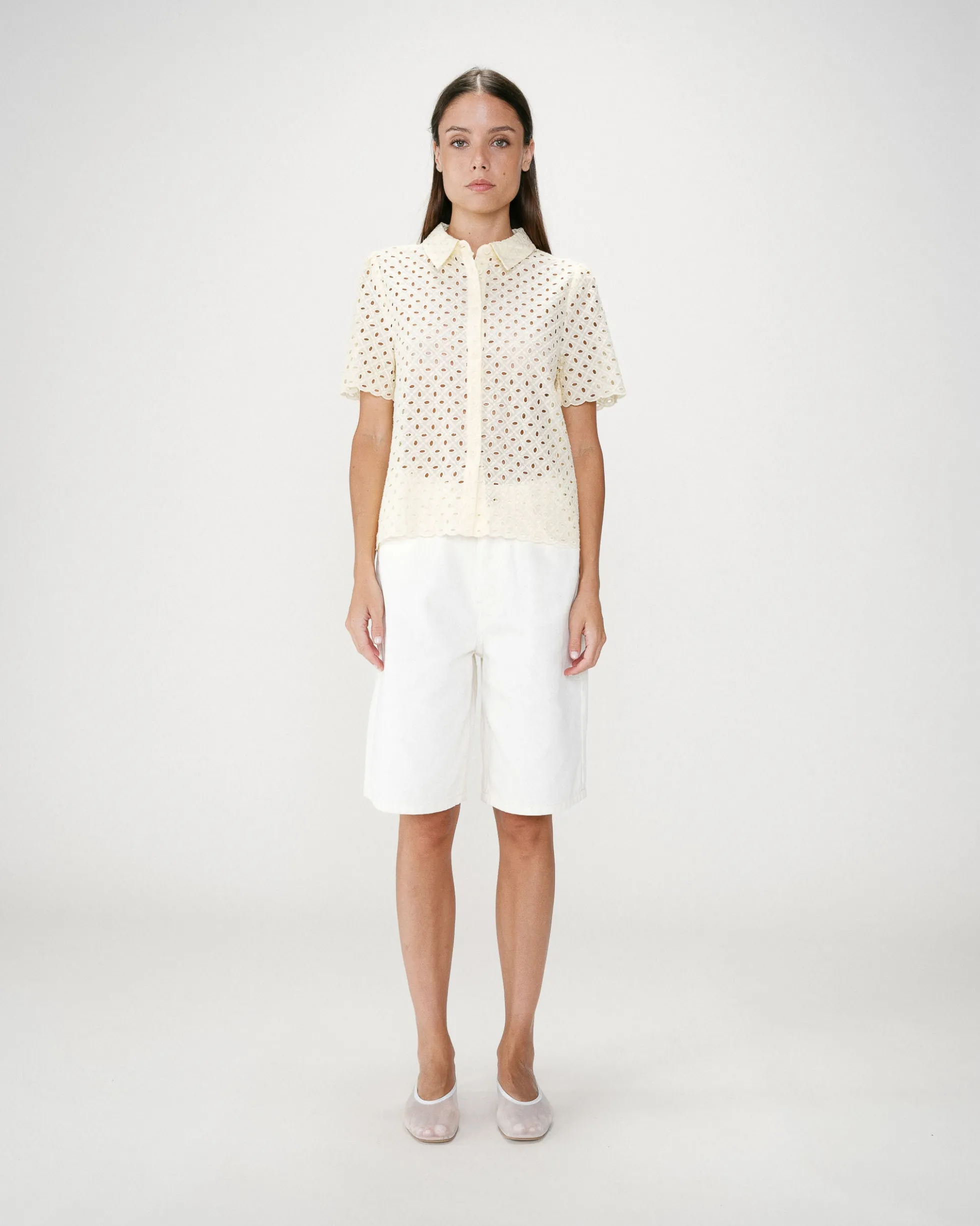 Chemise en dentelle manches courtes jaune Waverine