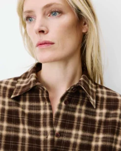 Chemise oversize dos à nouer à carreaux chocolat Arlette