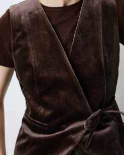 Gilet tailleur velours sans manches à nouer chocolat Benny