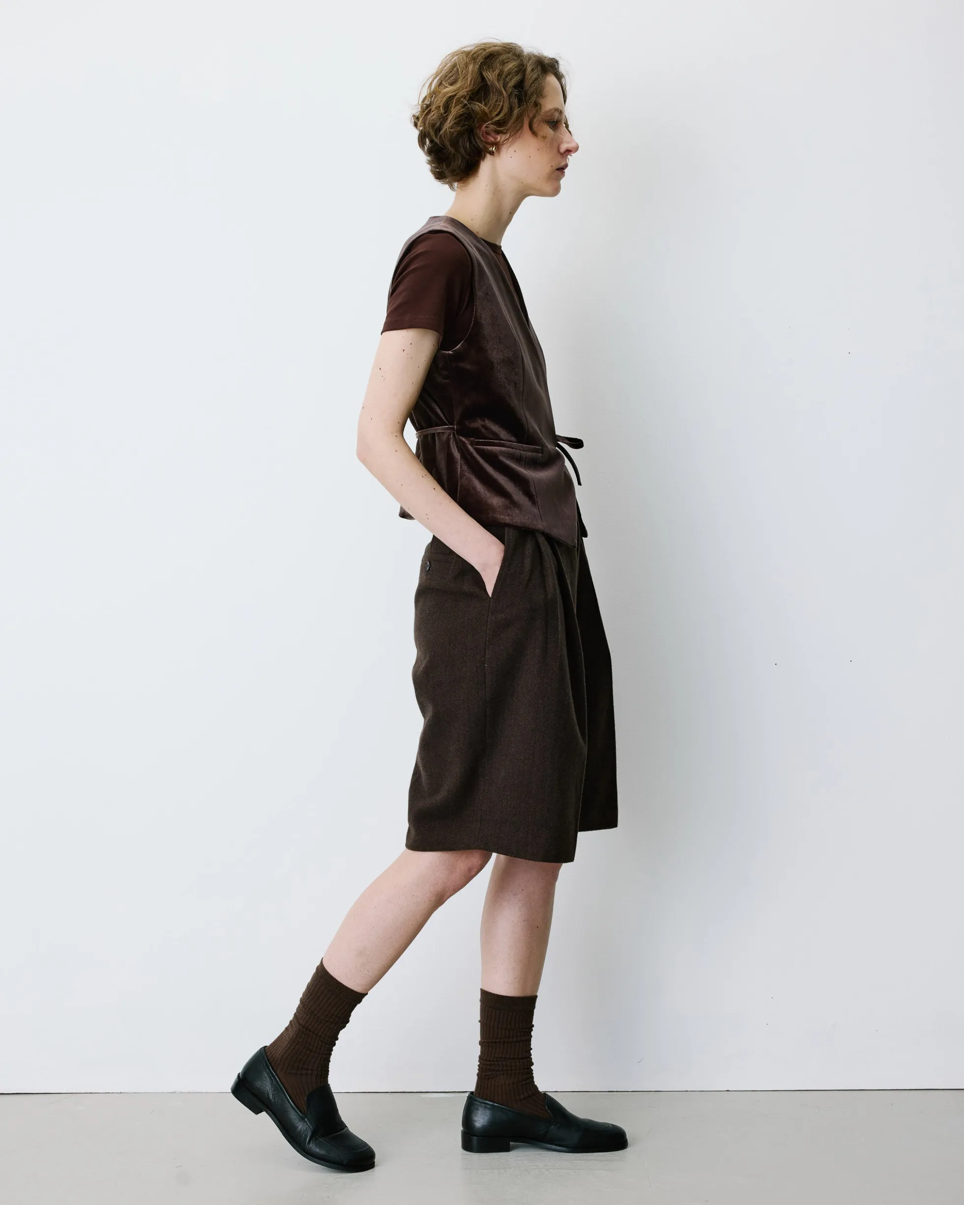 Gilet tailleur velours sans manches à nouer chocolat Benny