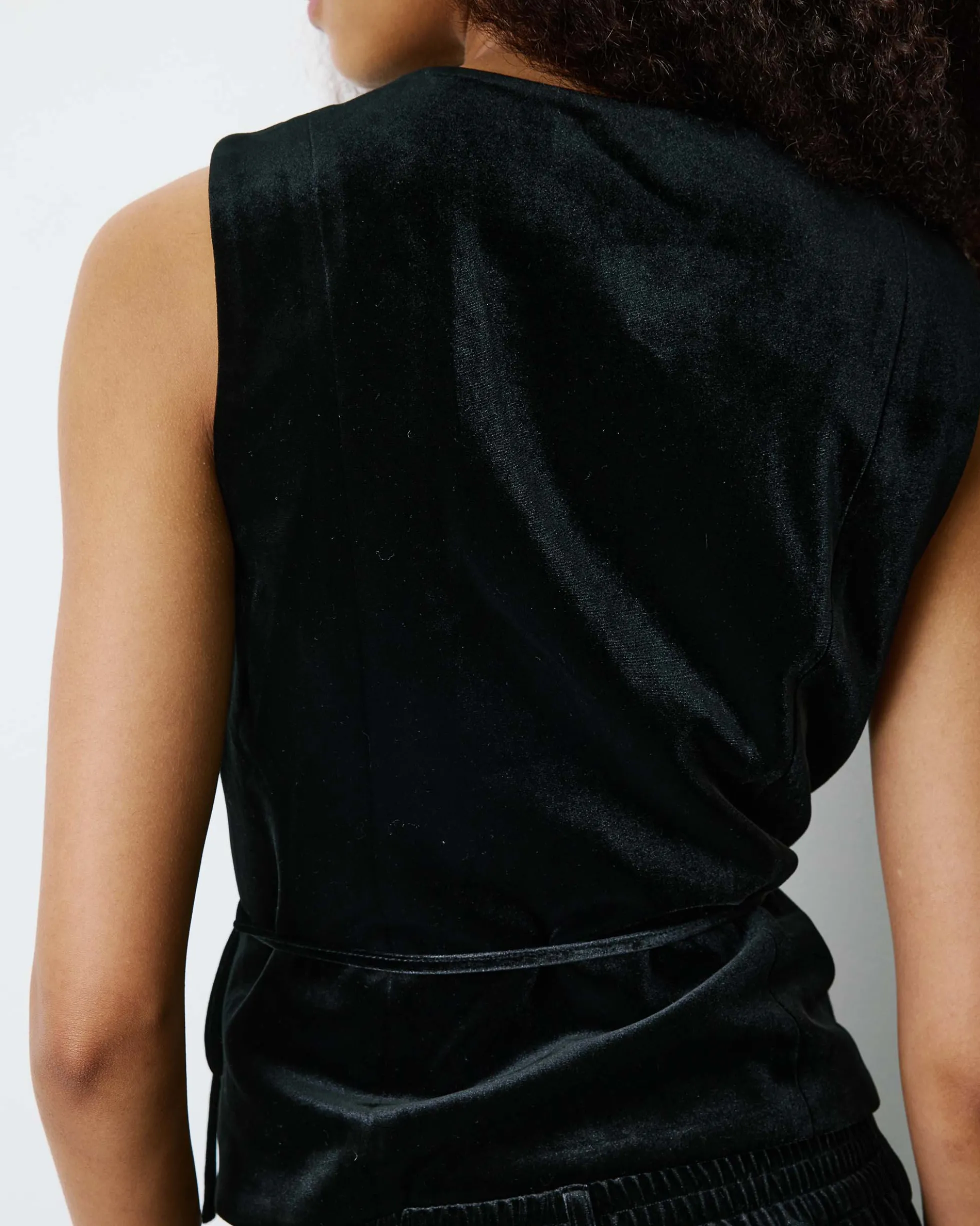 Gilet tailleur velours sans manches à nouer noir Benny