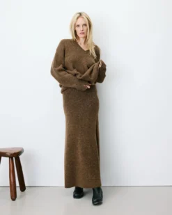 Jupe longue évasée en maille taille haute chocolat Aluna