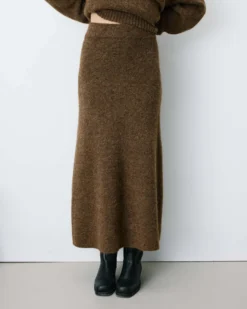 Jupe longue évasée en maille taille haute chocolat Aluna
