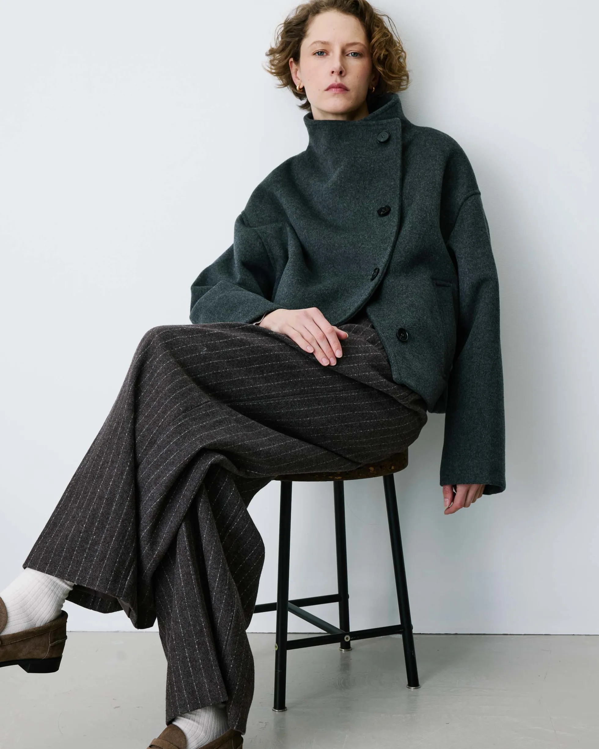 Manteau court col cheminée en laine mélangée anthracite Blanca