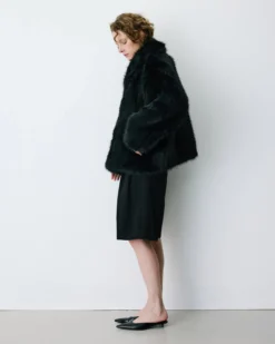 Manteau en fausse fourrure col large noir Billie