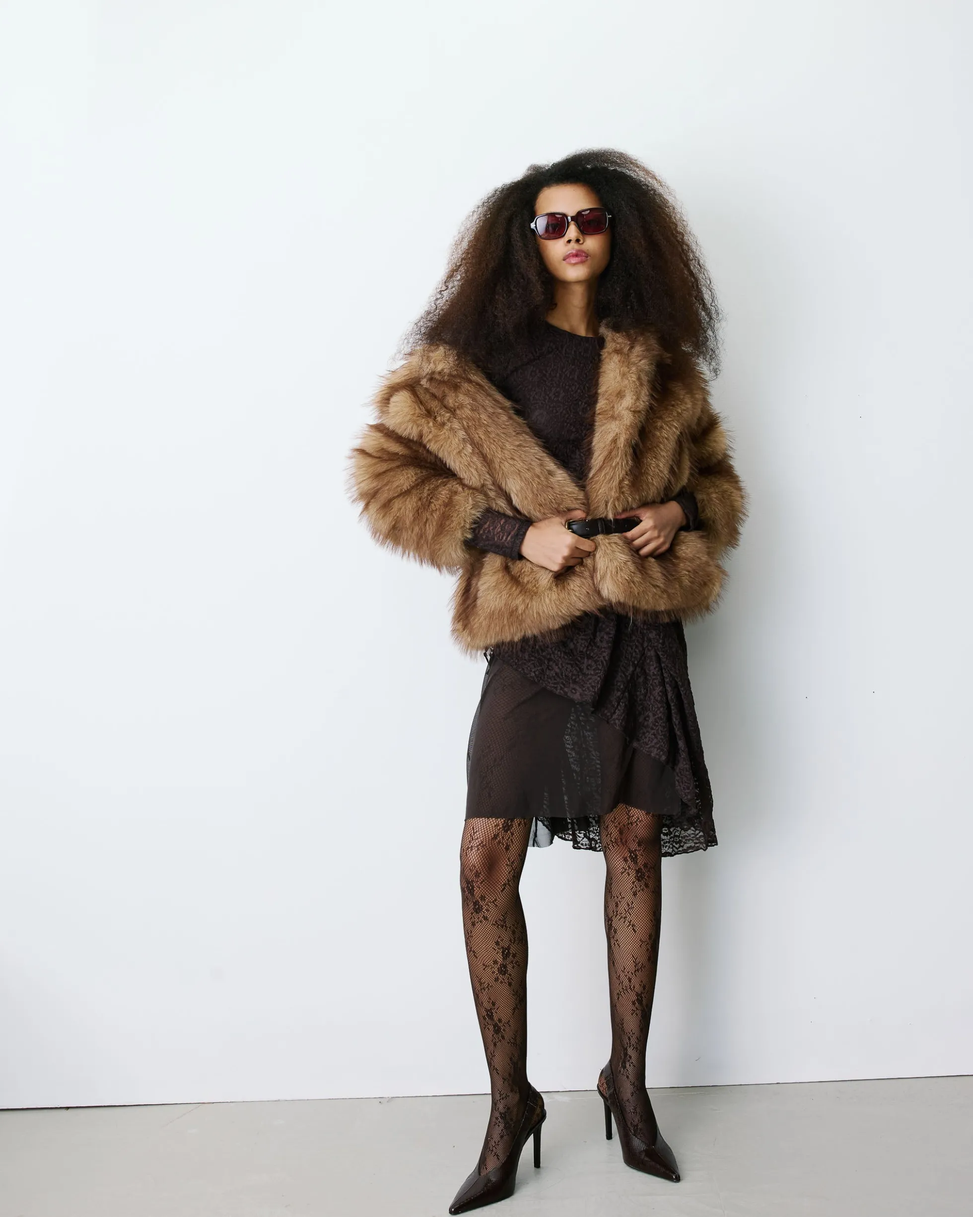 Manteau en fausse fourrure col large latte Billie