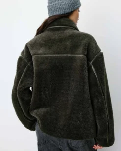 Manteau en fausse fourrure oversize boutonné kaki Amelio