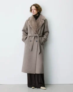 Manteau long croisé col en fausse fourrure grege Beryl