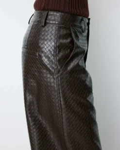 Pantalon barrel similicuir texturé chocolat Artius