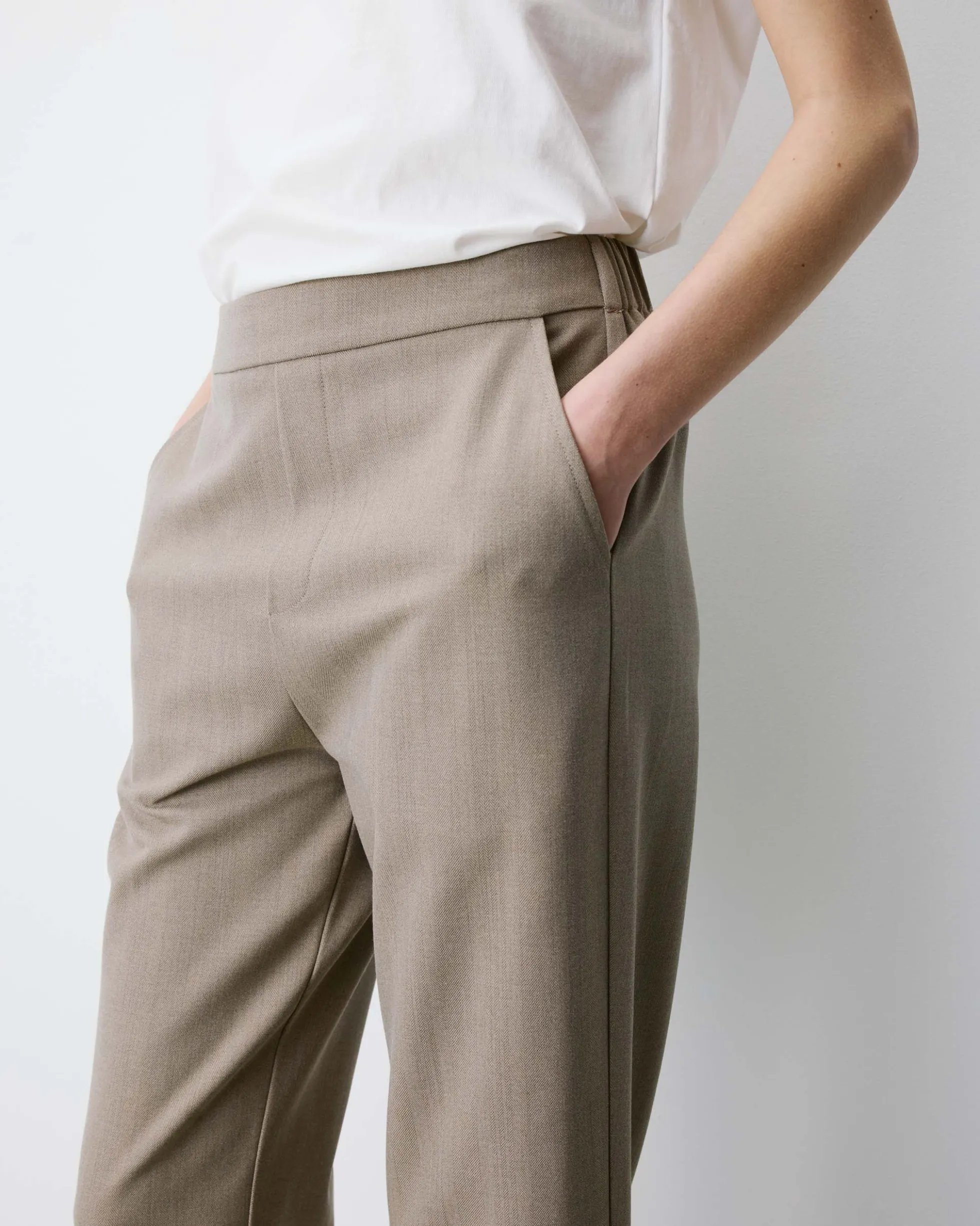 Pantalon cigarette court taille haute beige Armstrong