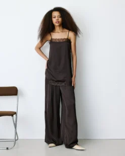 Pantalon en satin fluide à pinces chocolat Barnabe