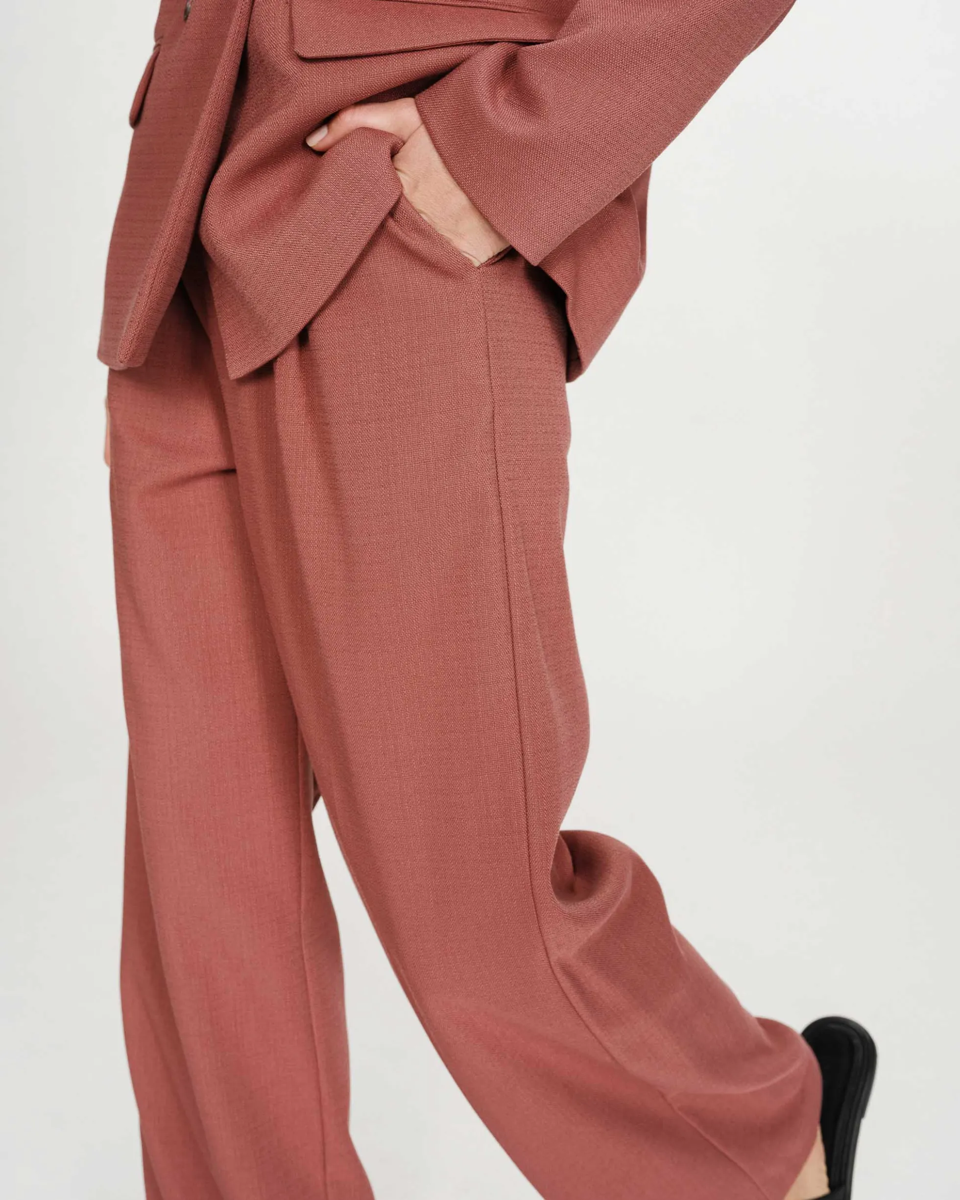 Pantalon tailleur droit taille mi-haute à plis terracotta Pierre