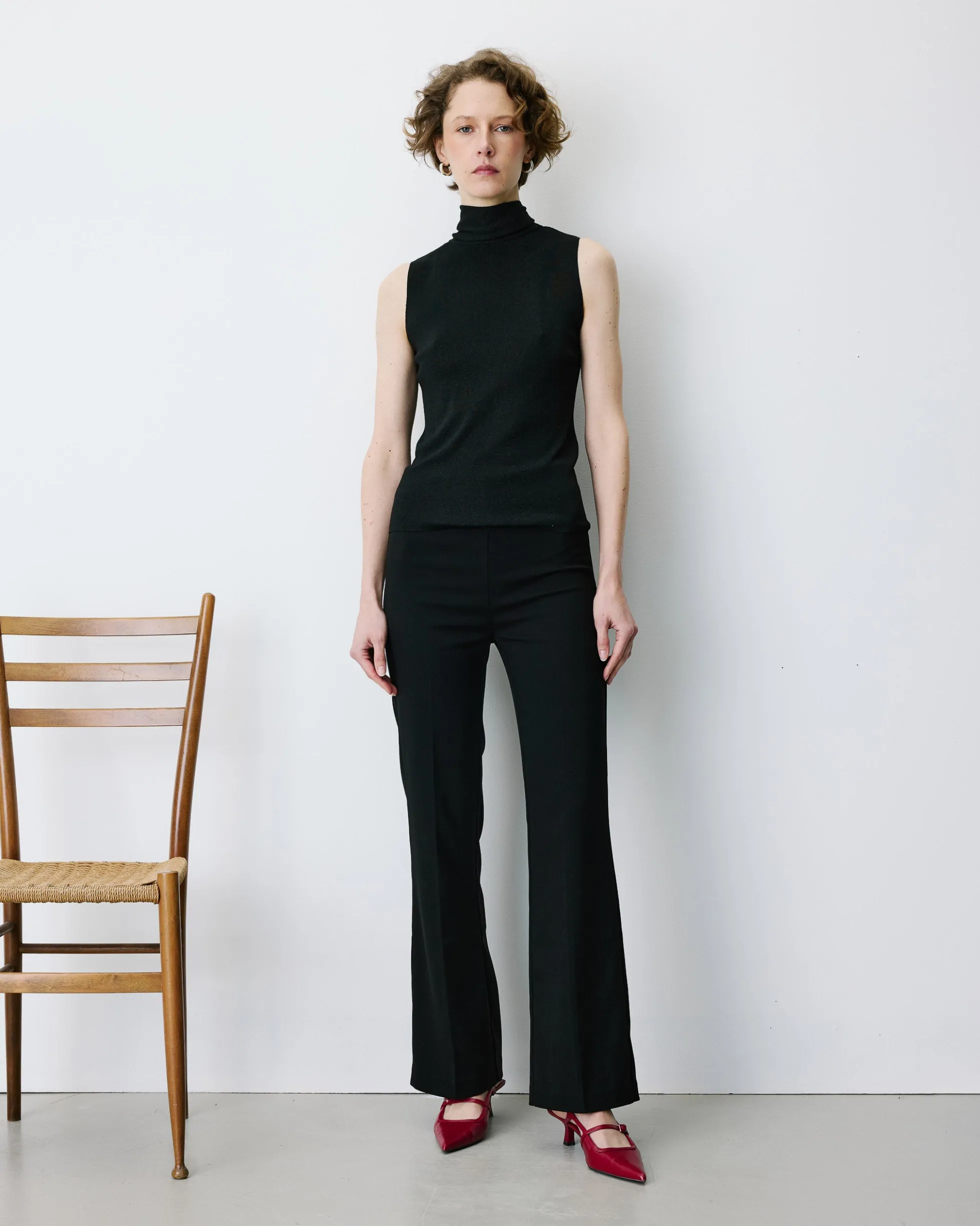 Pantalon tailleur flare à ceinture plate noir Bryan