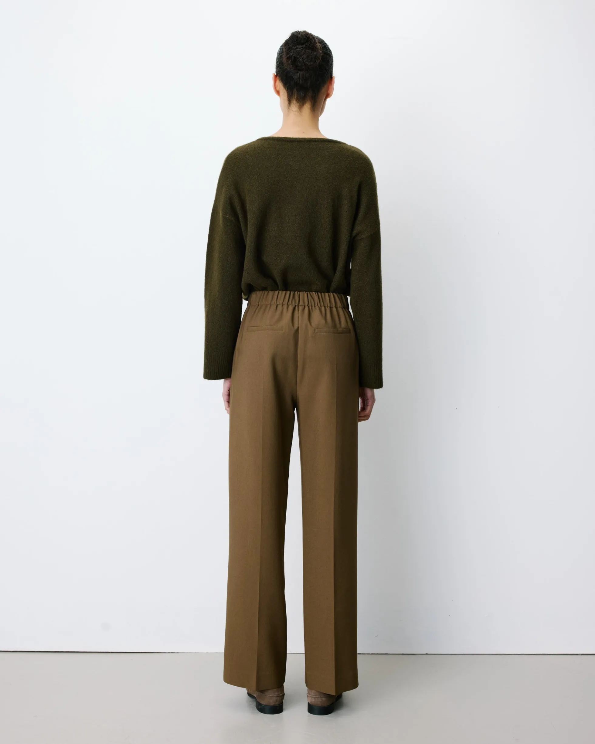 Pantalon tailleur large taille haute kaki Alexander