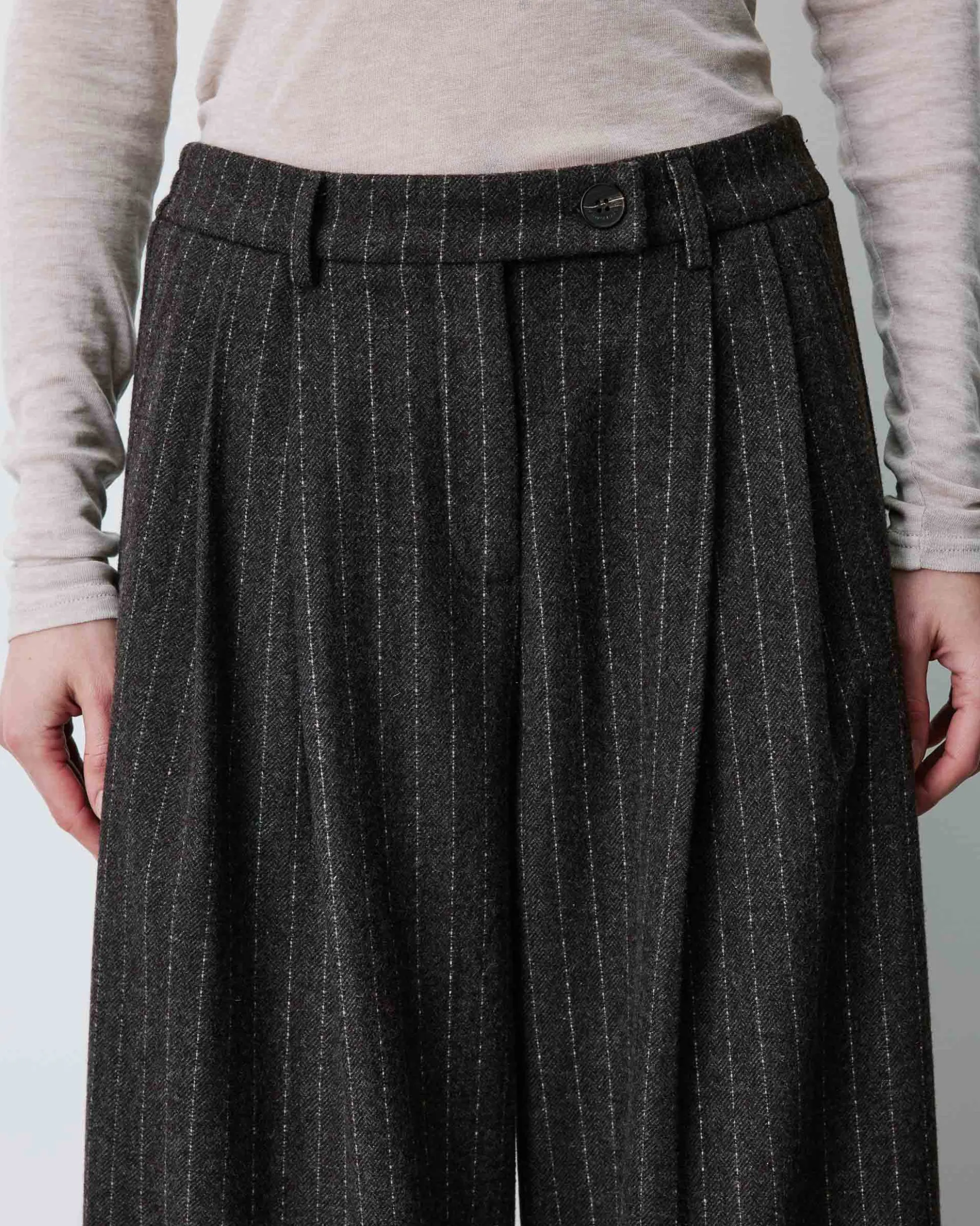 Pantalon tailleur rayé en laine mélangée chocolat Baldwin