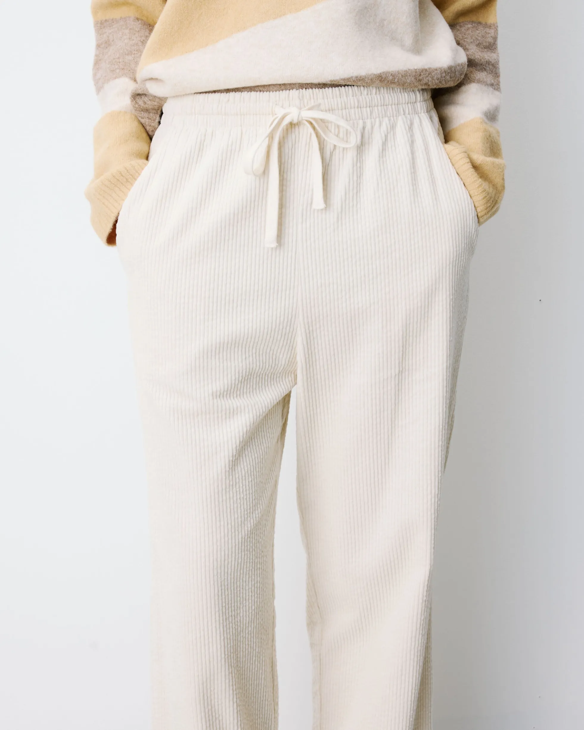Pantalon velours côtelé taille ajustable ecru Liberty