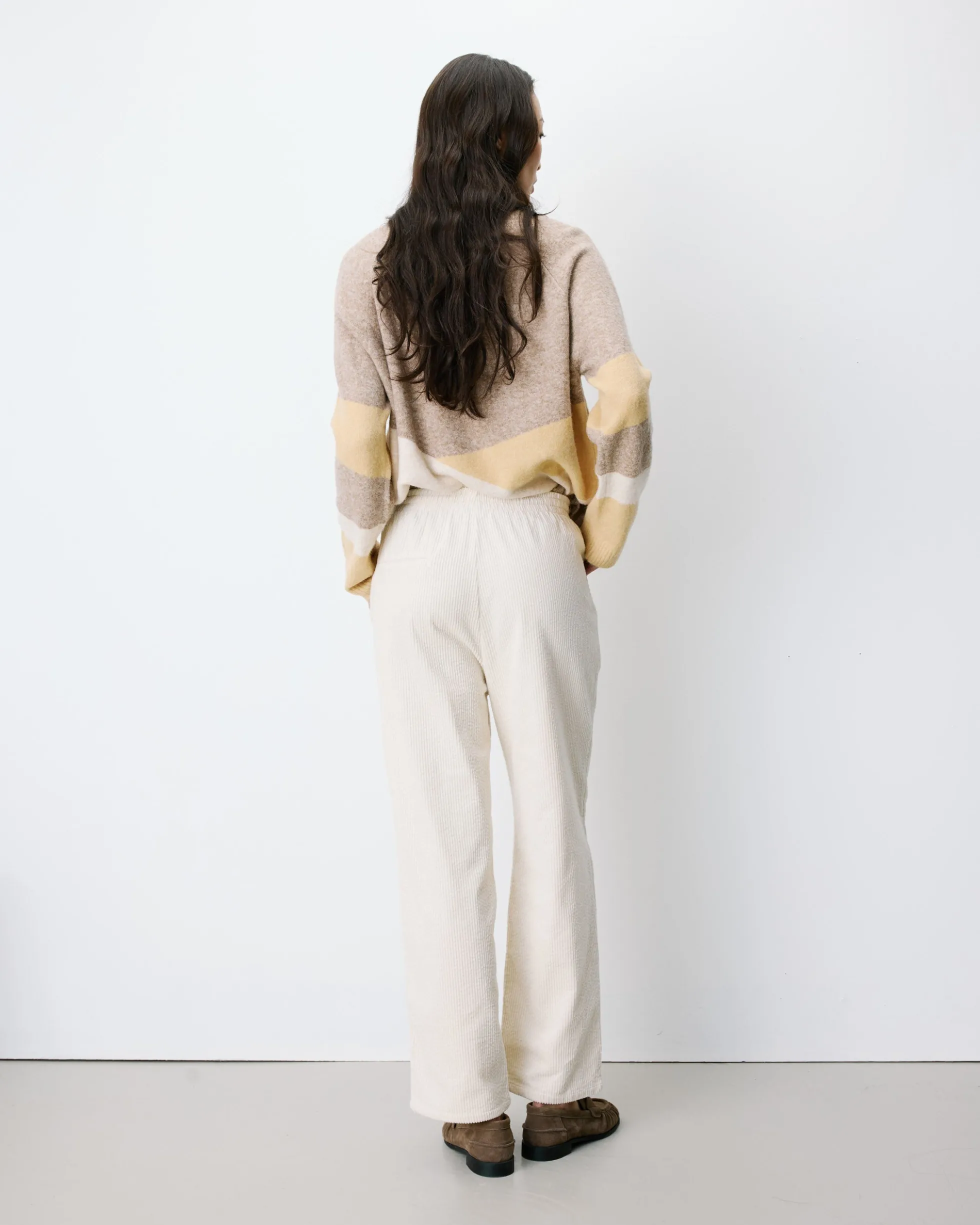 Pantalon velours côtelé taille ajustable ecru Liberty
