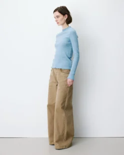 Pull ajusté en maille fine col montant bleuet Alino