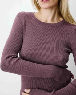 Pull ajusté en maille fine lurex parme Abbott