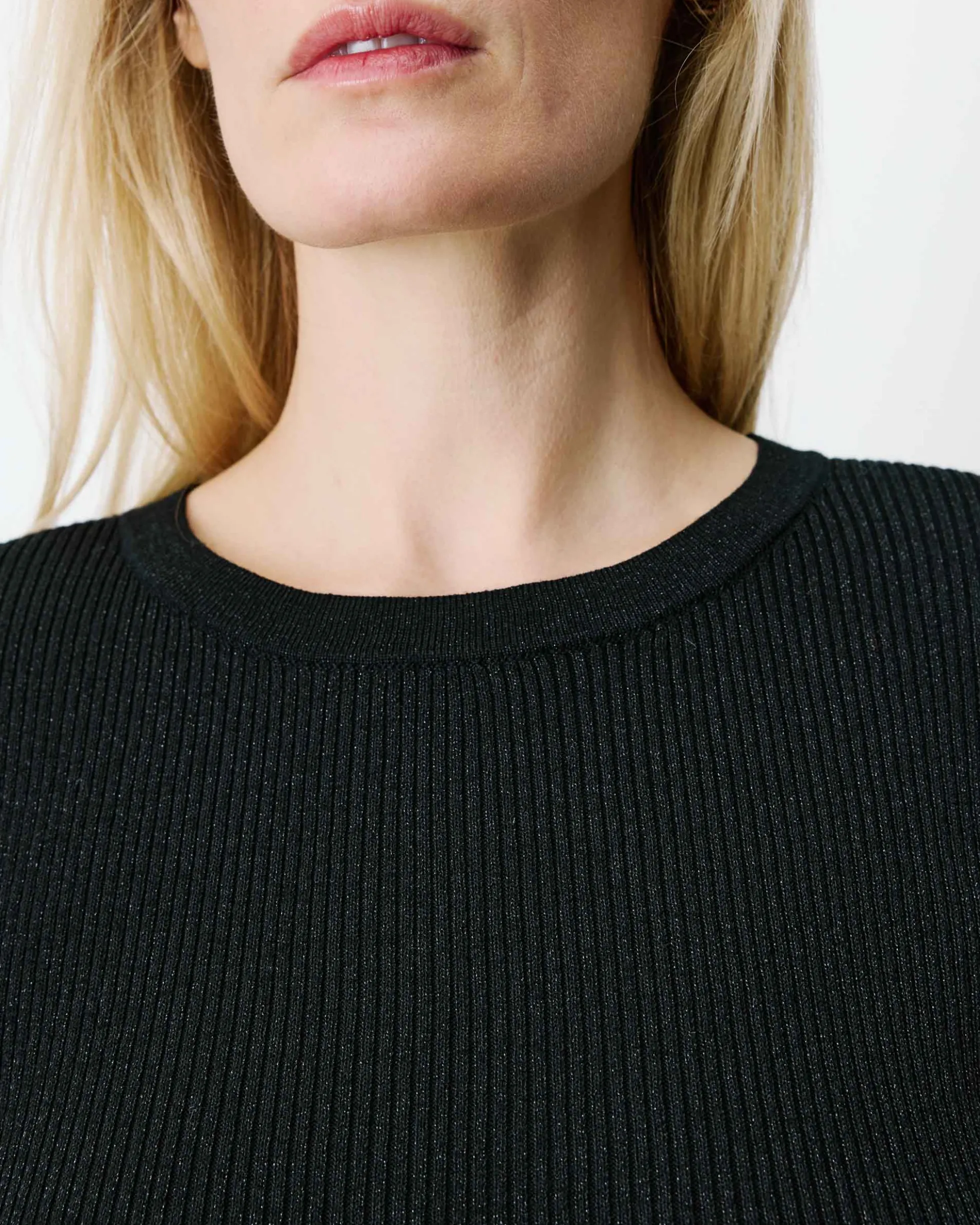 Pull ajusté en maille fine lurex noir Abbott