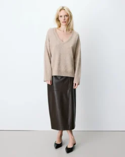 Pull ample col V en maille lurex sable Salvador