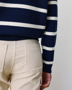 Pull à logo universitaire brodé marine Ashford