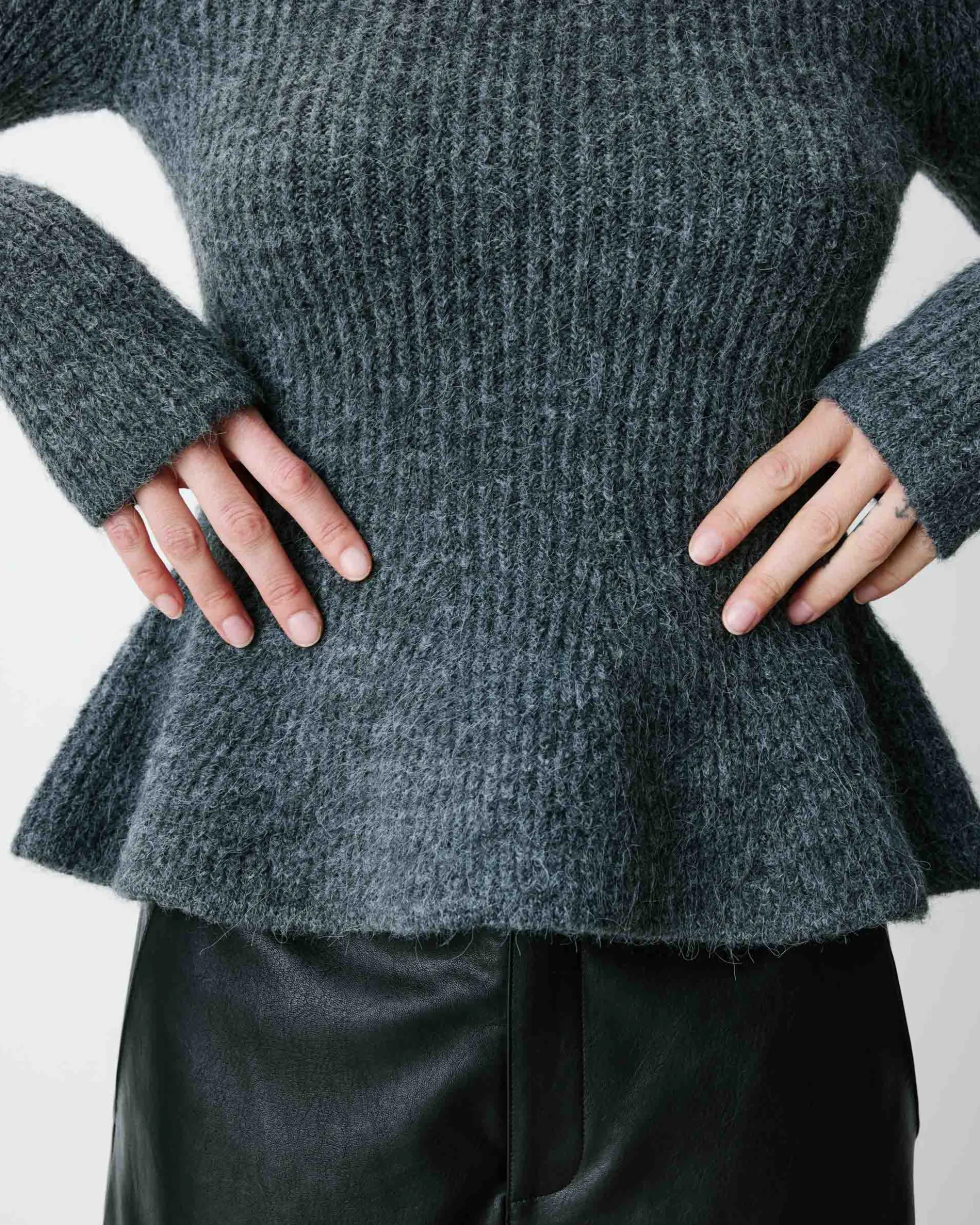 Pull peplum en maille côtelée col cheminée anthracite Alvar