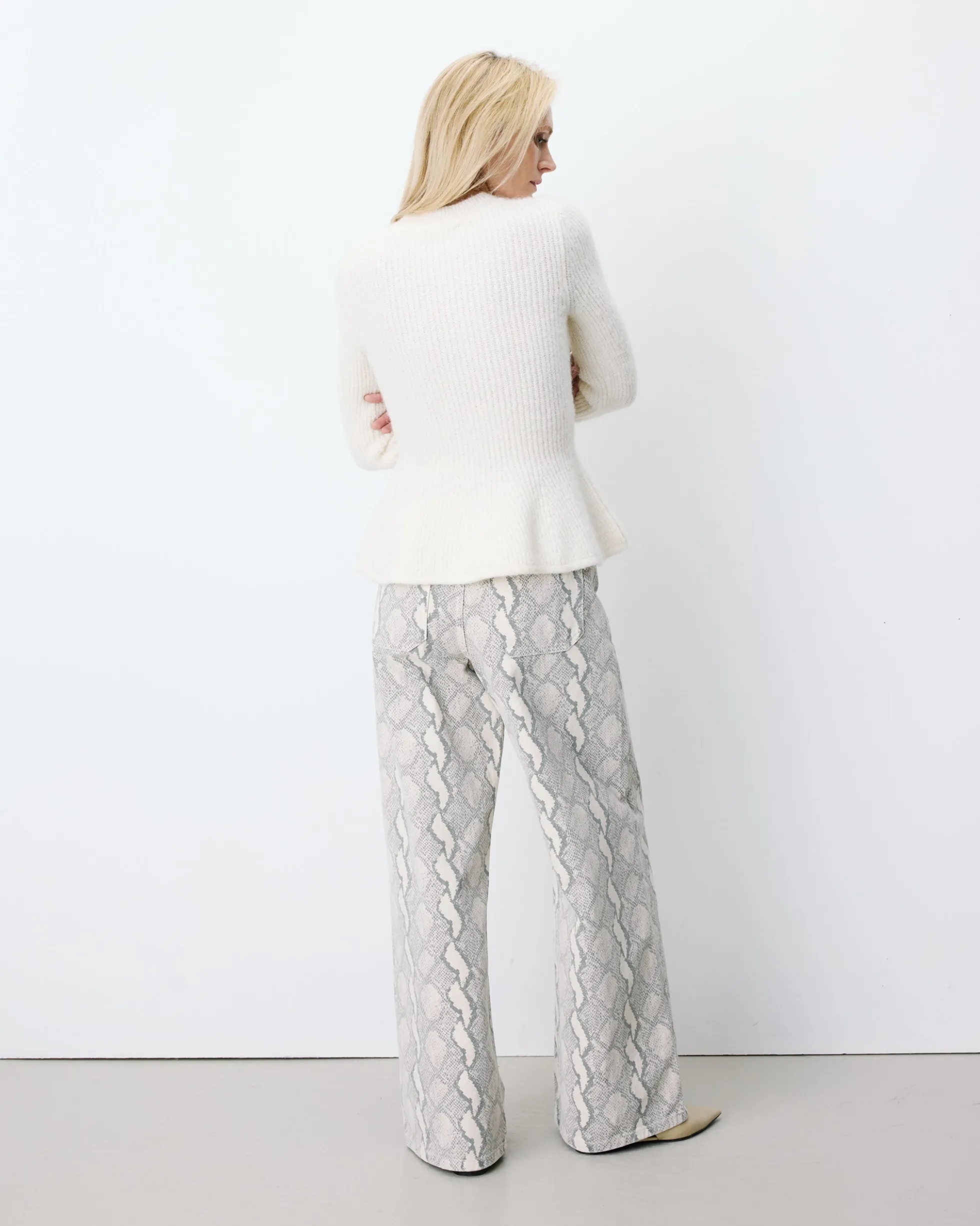 Pull peplum en maille côtelée col cheminée ecru Alvar