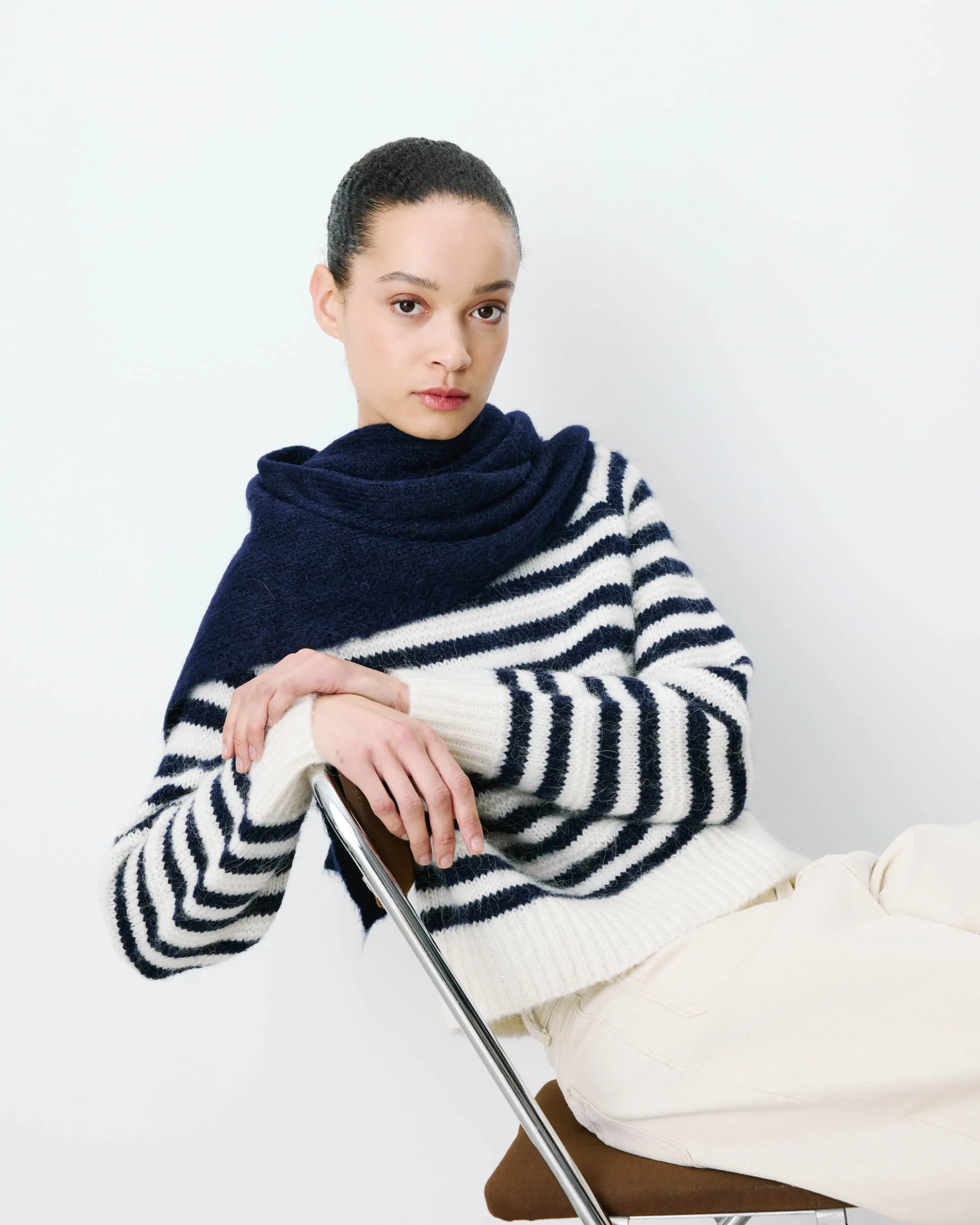 Pull à rayures en alpaga et laine mélangée marine Aimond