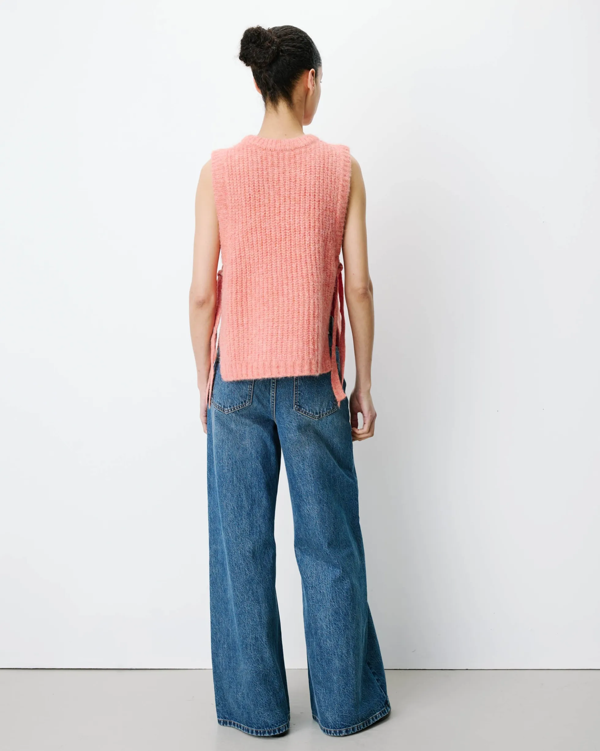 Pull sans manches en maille à nouer peche Argan