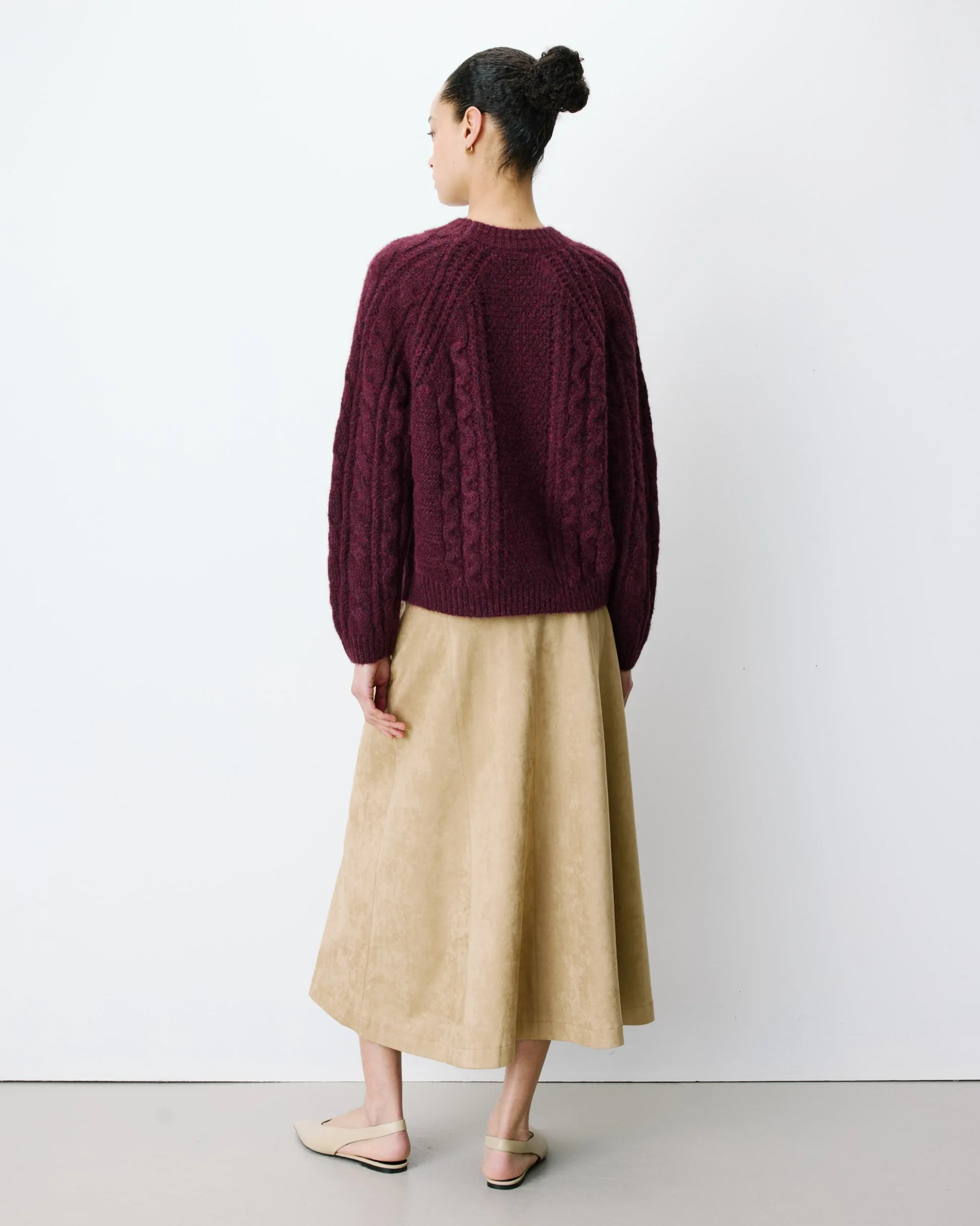 Pull torsadé ample col rond aubergine Amparo