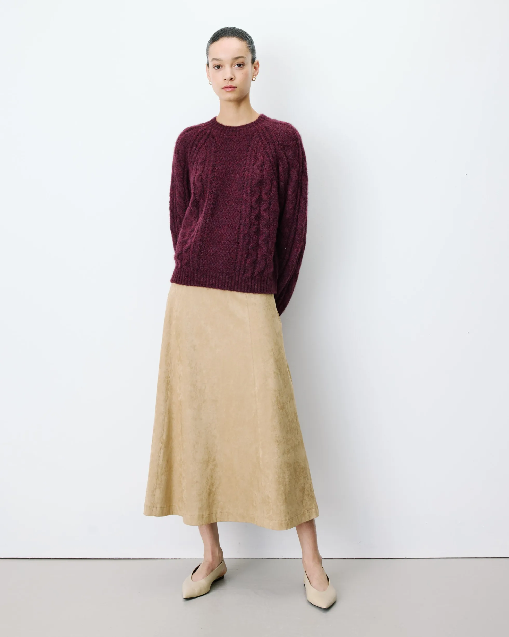 Pull torsadé ample col rond aubergine Amparo