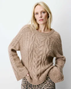 Pull torsadé à nouer au dos beige Arcelin
