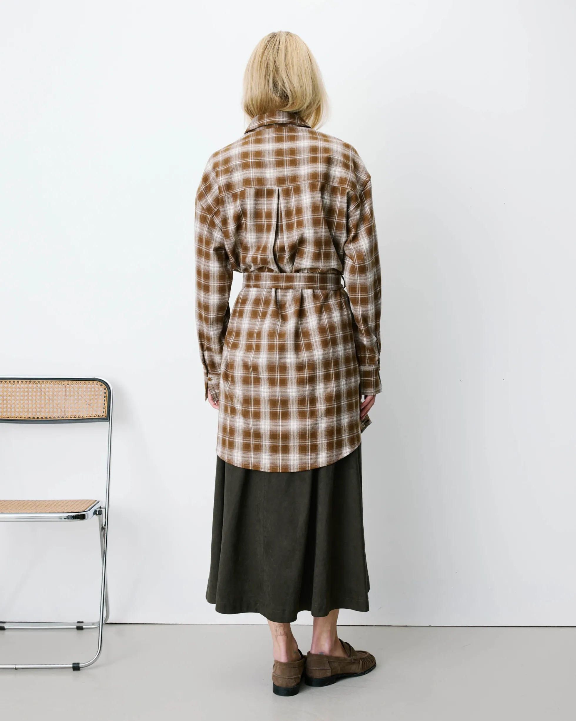 Robe chemise courte à carreaux ceinturée coffee Amaya