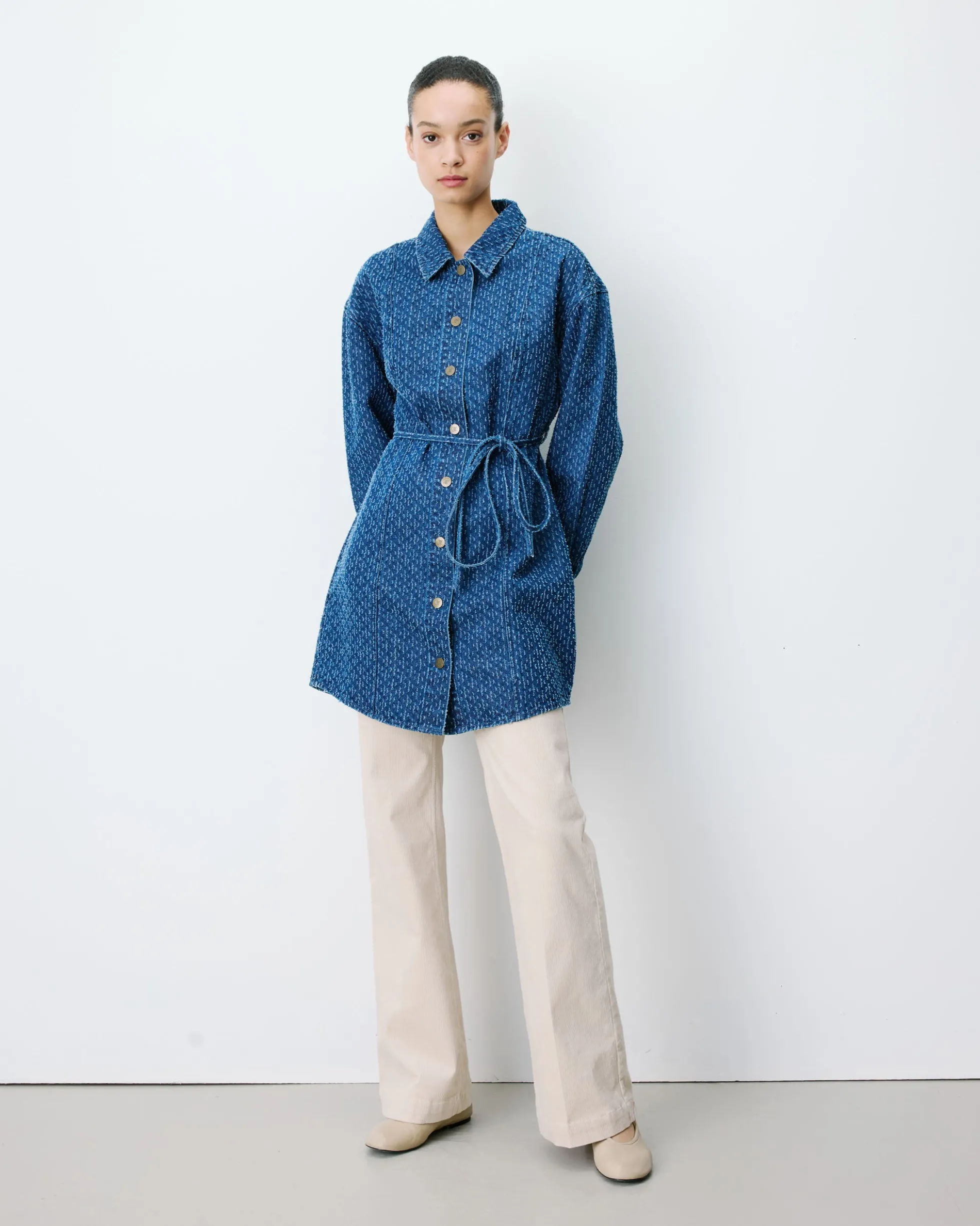 Robe chemise courte en denim à motif mediumblue Alizee